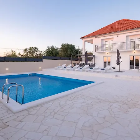 Villa Kuca Za Odmor Kamenjani-skabrnja *